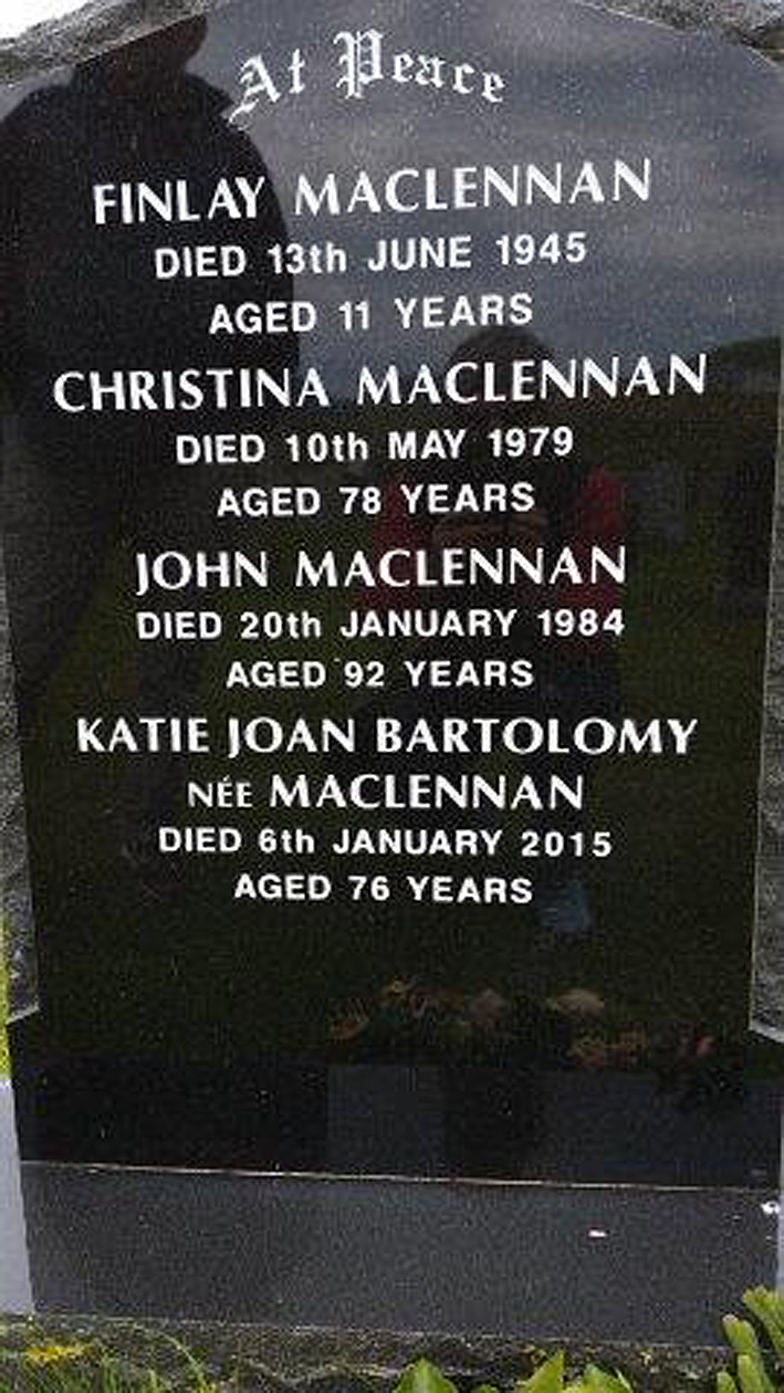 Photo of headstones/John MacLennan died 1984 MI Luskentyre, Harris
